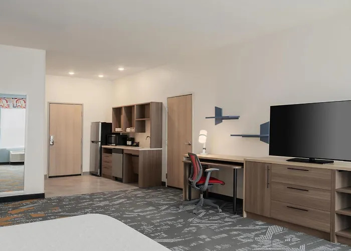 Home2 By Hilton I-10 Hotel 3*